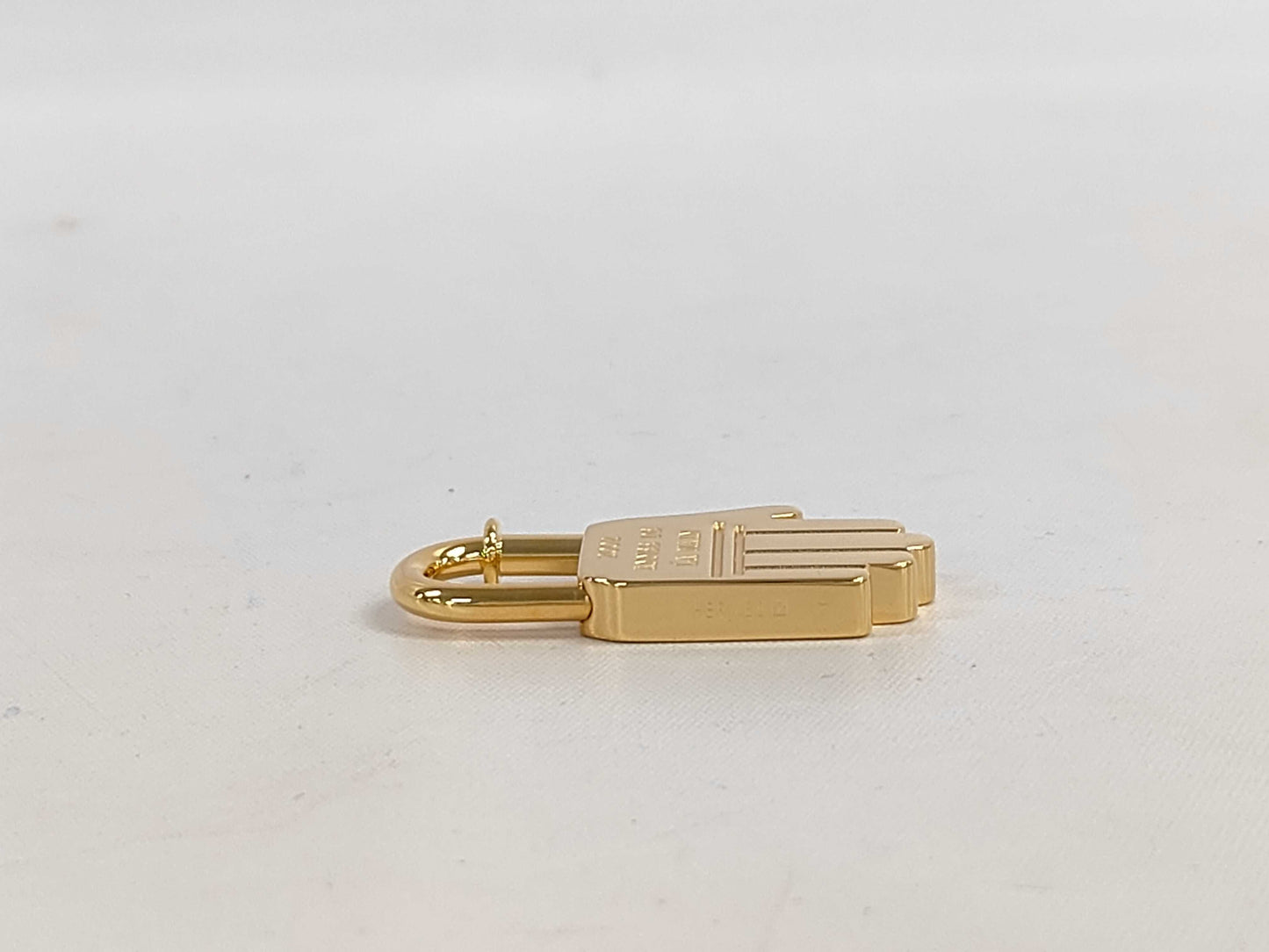 HERMES ANNEE DE LA MAIN Cadena with Box Other Accessories