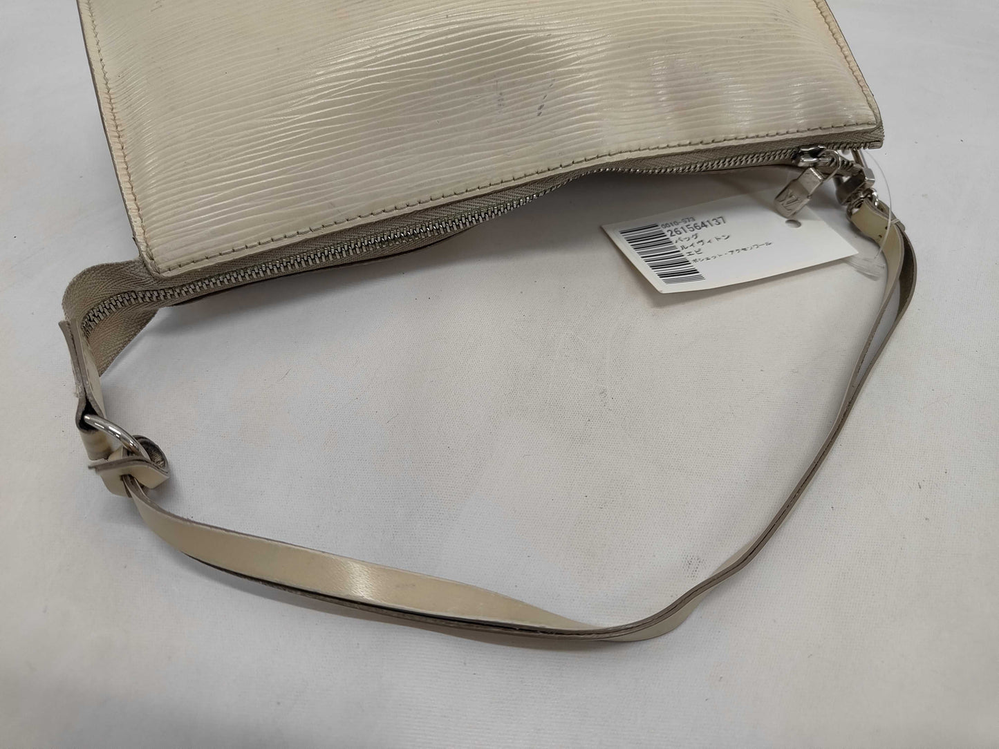 LOUIS VUITTON Epi Pochette Accessoires Bag