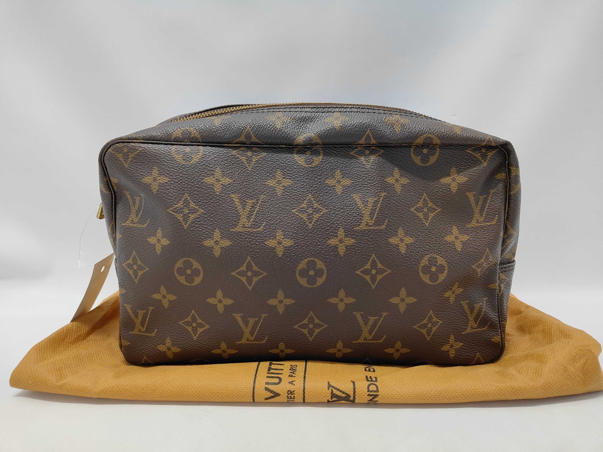 LOUIS VUITTON Monogram True Towelette Second Bag