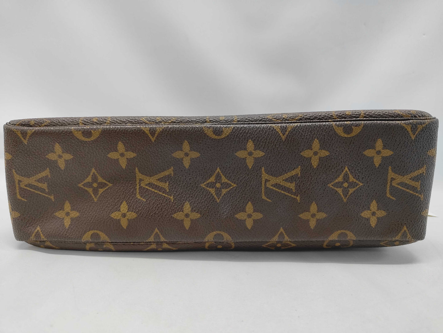LOUIS VUITTON Monogram True Towelette Second Bag