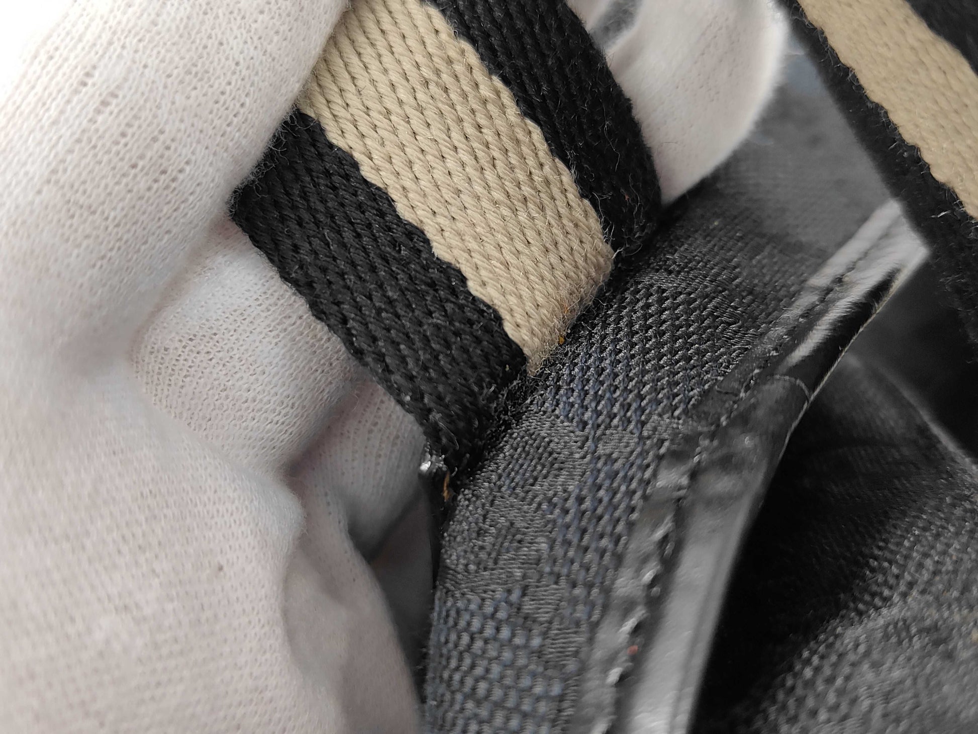 GUCCI GG Canvas 019/402 Tote Bag