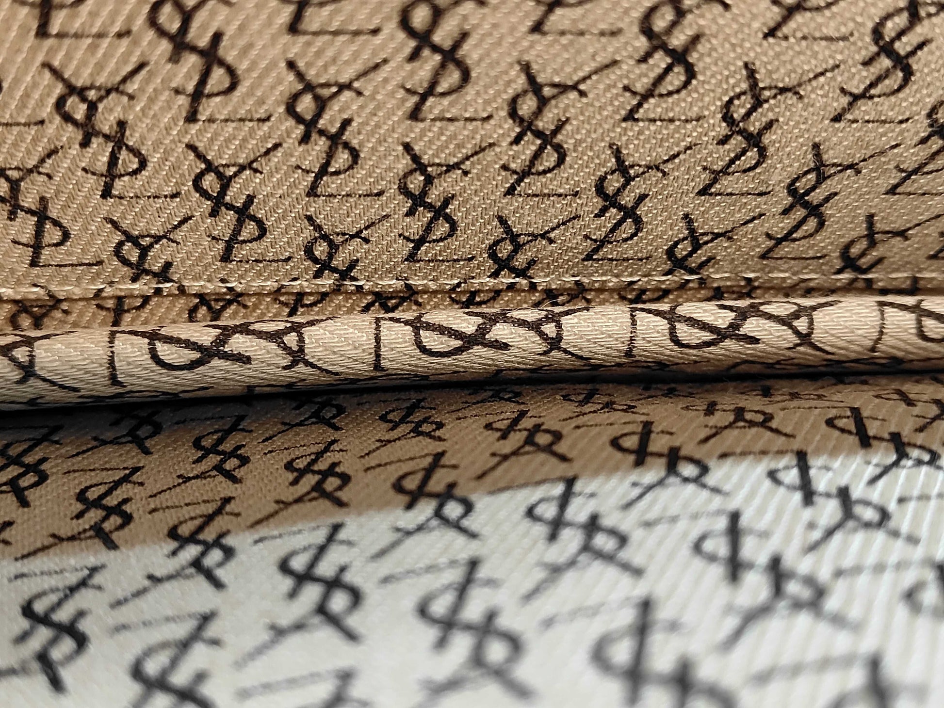 Yves Saint Laurent Leather Clutch Bag