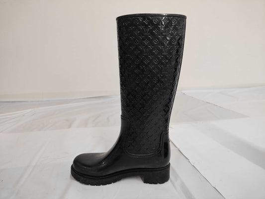 LOUIS VUITTON Monogram Rain Boots