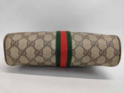 GUCCI GG Supreme Sherry Clutch Bag 