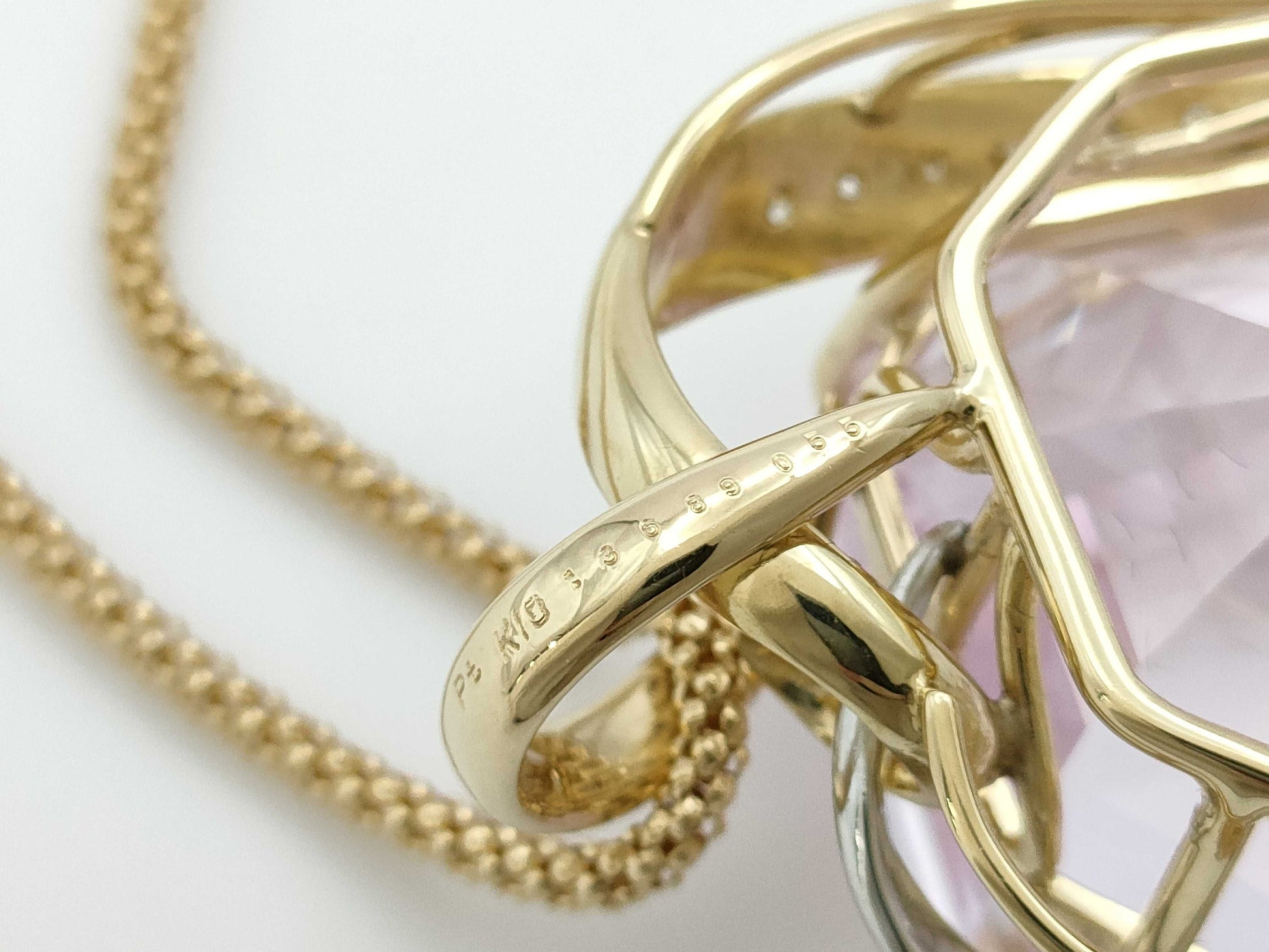 Kunzite 136.89ct D0.55ct K18/PT 50.2g Pendant Top 