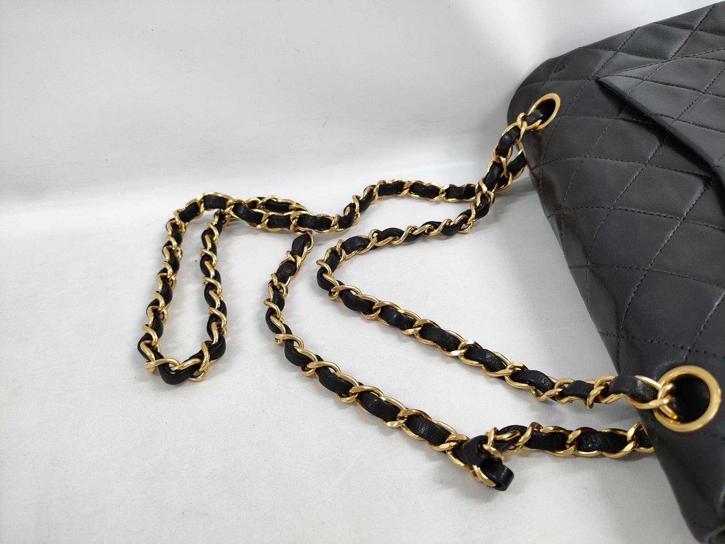 CHANEL Matelasse 23 Chain Shoulder Bag